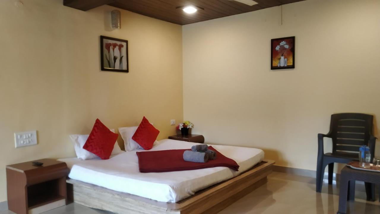 מלון Mahābaleshwar Bluebell Residency מראה חיצוני תמונה